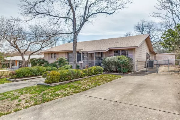 San Antonio, TX 78209,446 Burnside DR