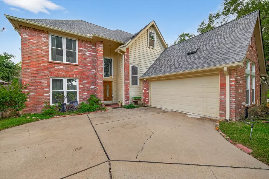 2935 Cane Field DR, Sugar Land, TX 77479