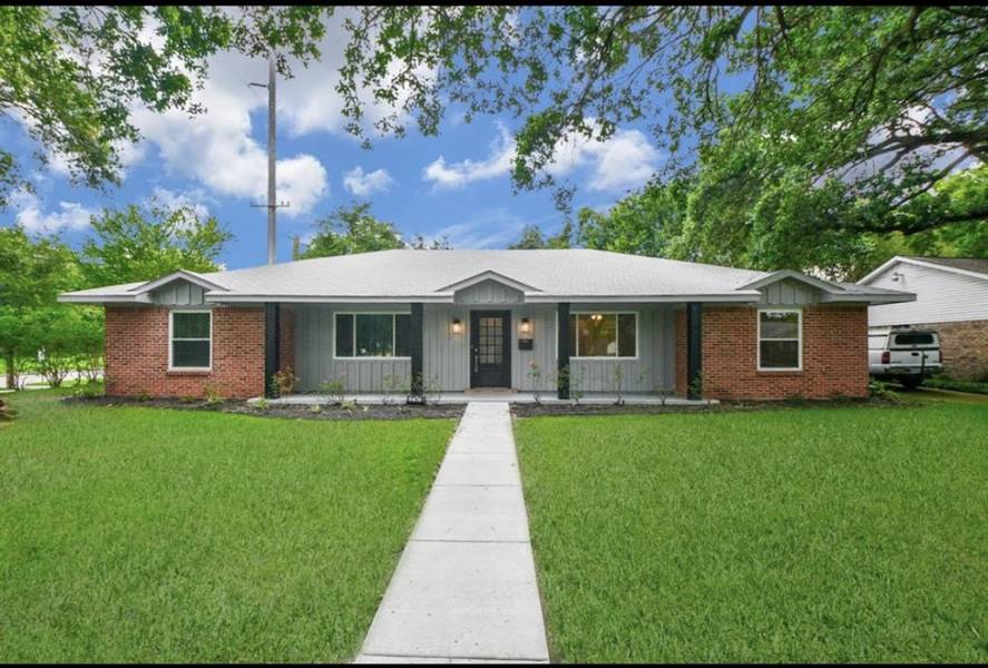 5474 S Imogene ST, Houston, TX 77096