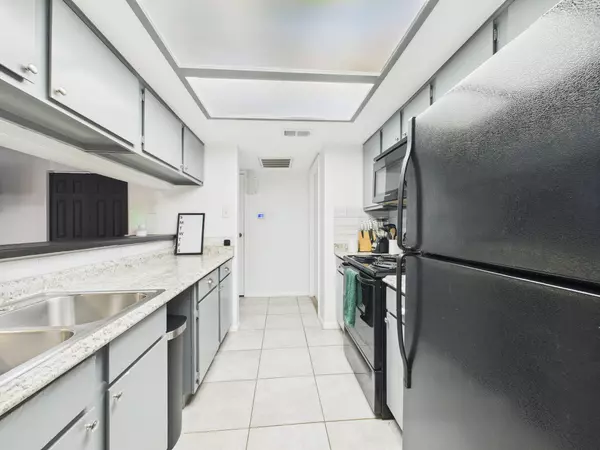 Houston, TX 77054,2814 S Bartell DR #32