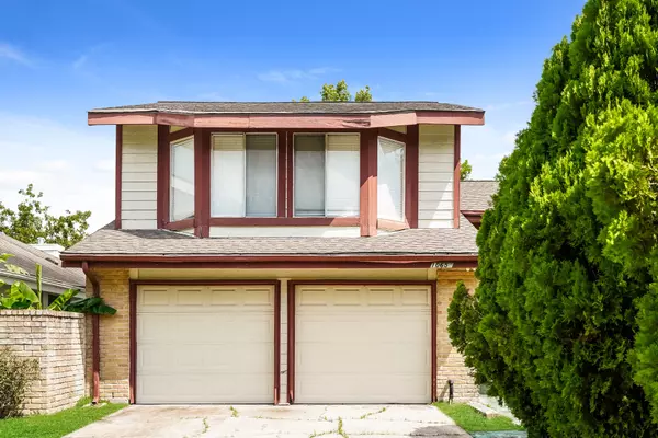 10654 Chapel Hill DR, Houston, TX 77099