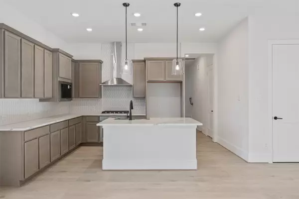 Houston, TX 77082,12035 Royal Oaks Run DR