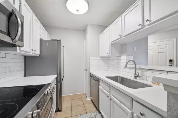 Houston, TX 77054,2121 Hepburn ST #208