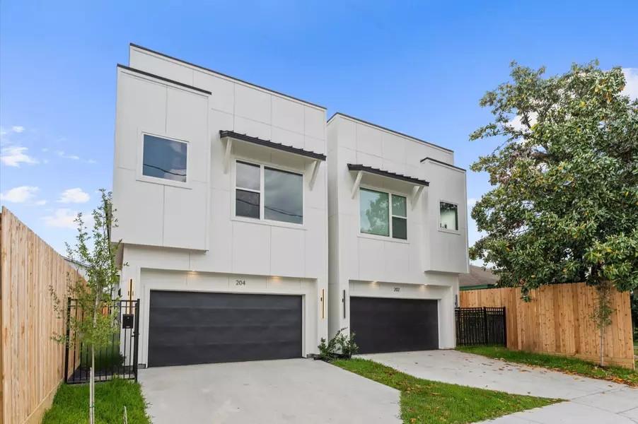 204 E 33rd ST, Houston, TX 77018