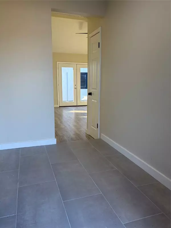 Houston, TX 77015,834 Grand Oaks DR