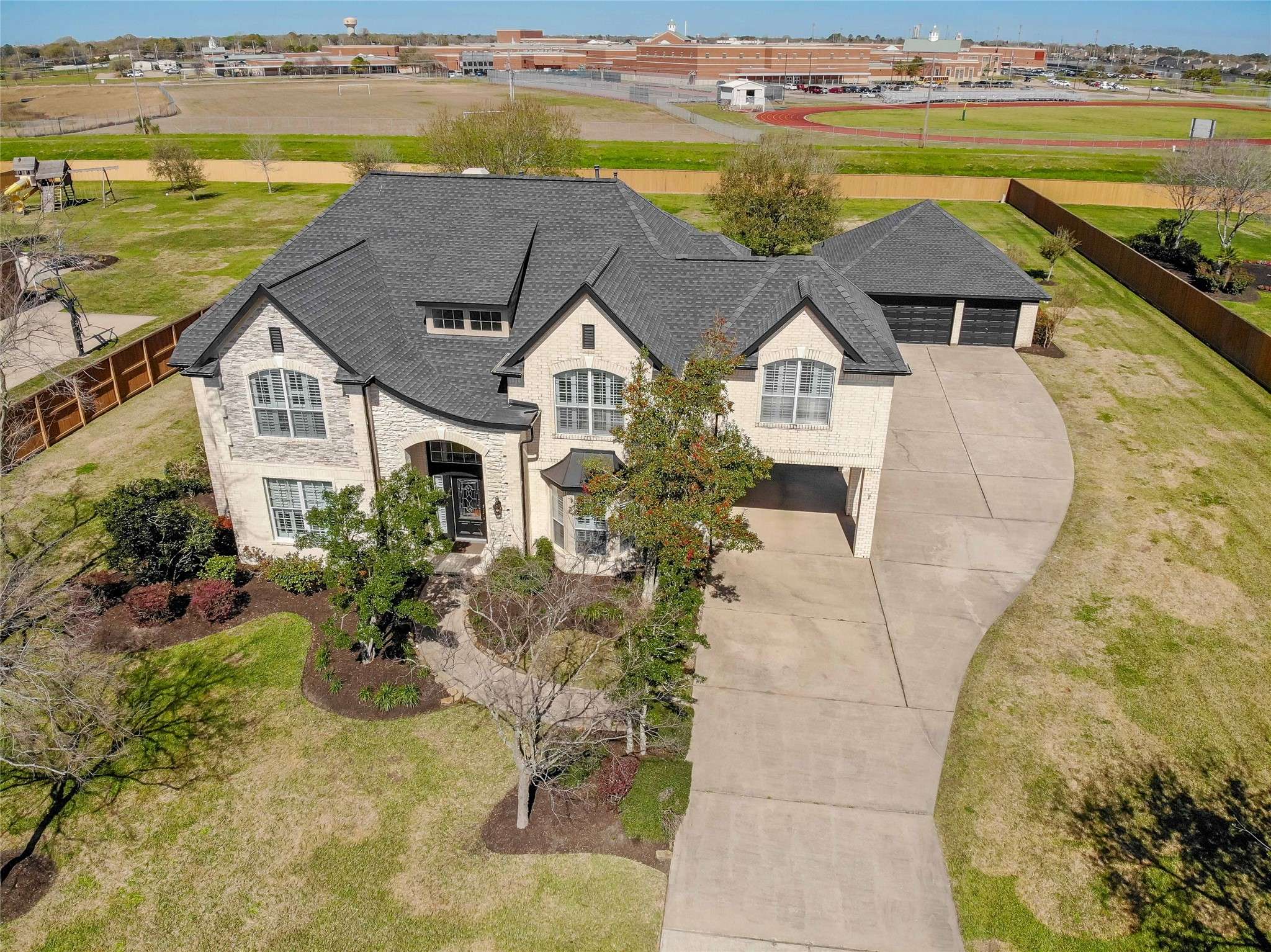 3851 Summer Manor DR,  League City,  TX 77573