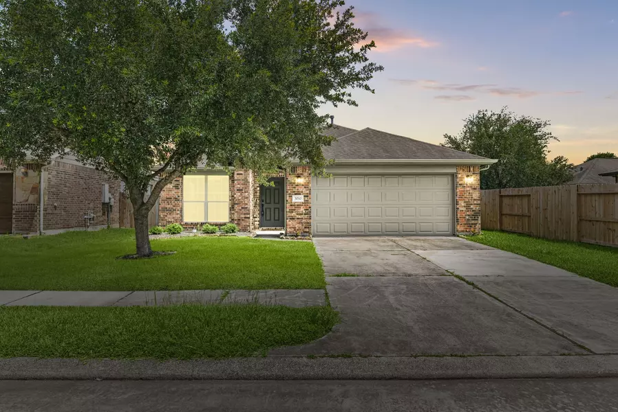 3010 Lockeridge Village DR, Spring, TX 77386