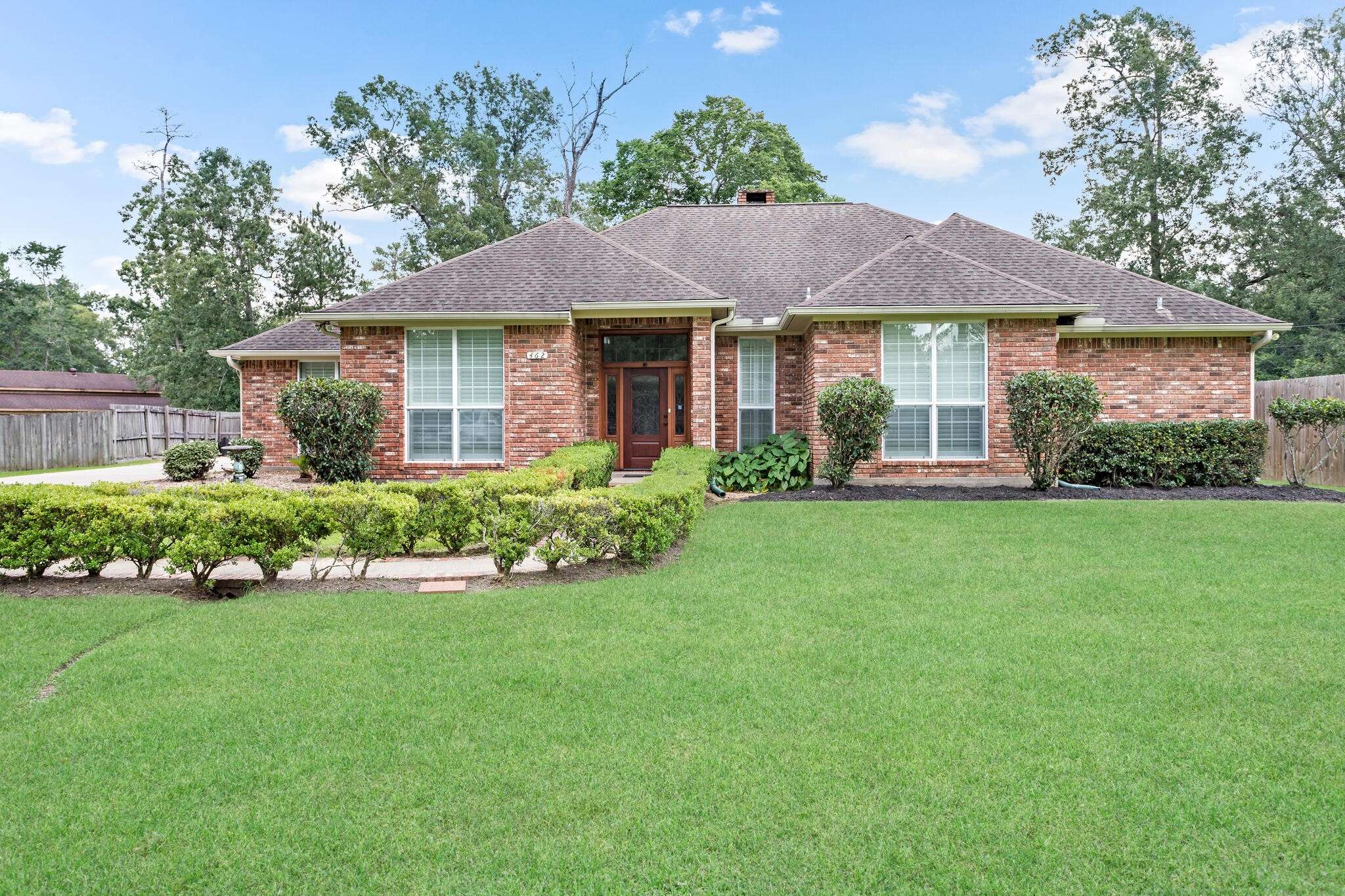462 Piney Point DR,  Sour Lake,  TX 77659