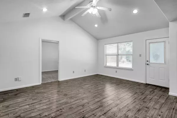 Conroe, TX 77302,16371 Long Valley CT