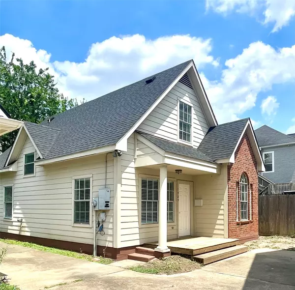 1525 Francis ST, Houston, TX 77004