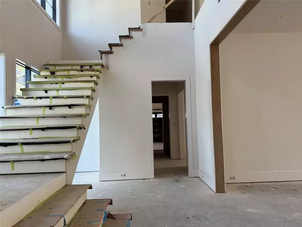 Hedwig Village, TX 77024,11411 Dunbeath DR