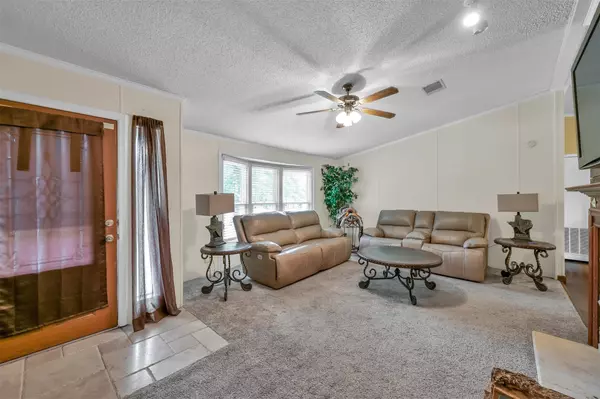 Willis, TX 77378,6467 Woodland Lakes LOOP