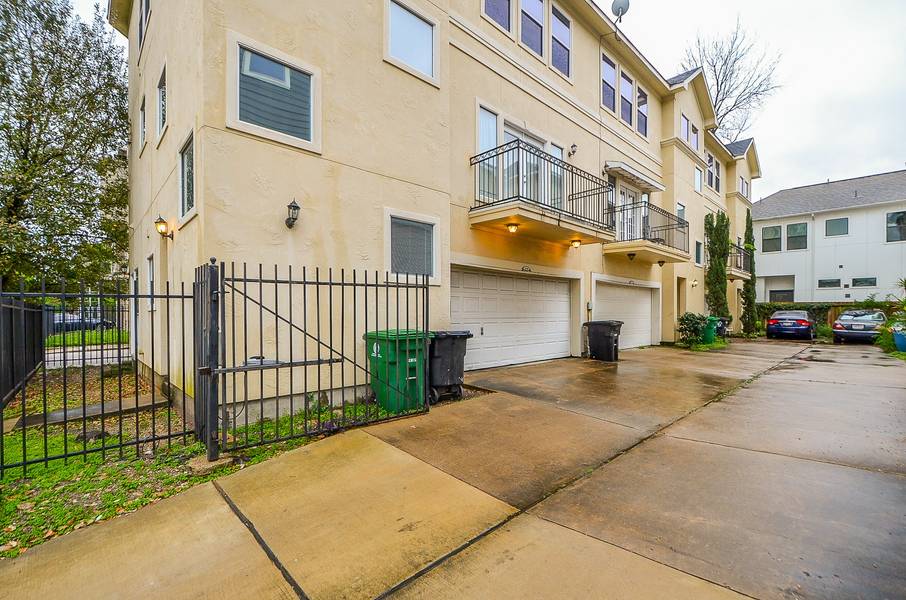 1610 Holman St ST, Houston, TX 77004