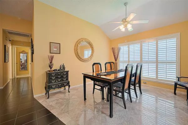 Pearland, TX 77584,2738 N Larkspur CIR