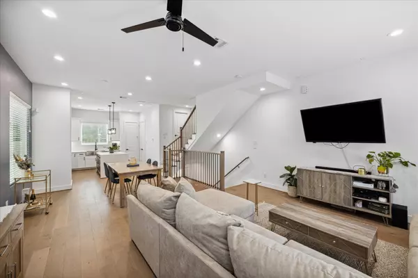 Houston, TX 77018,4526 Curtin Park CT