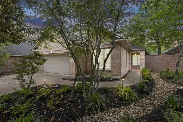 The Woodlands, TX 77381,14 Prism Cove PL