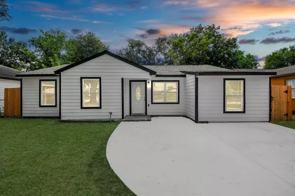 Houston, TX 77051,10118 Cathedral DR