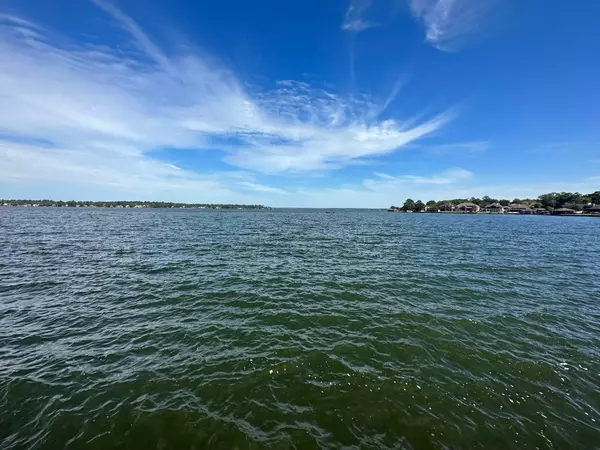 143 April Point DR S, Conroe, TX 77356