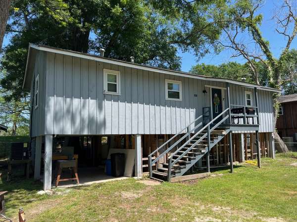 1813 County Road 1333, Liberty, TX 77575