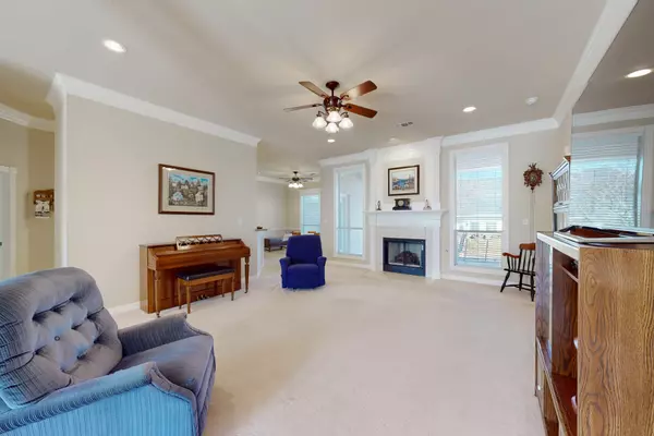 College Station, TX 77845,309 Sapphire DR