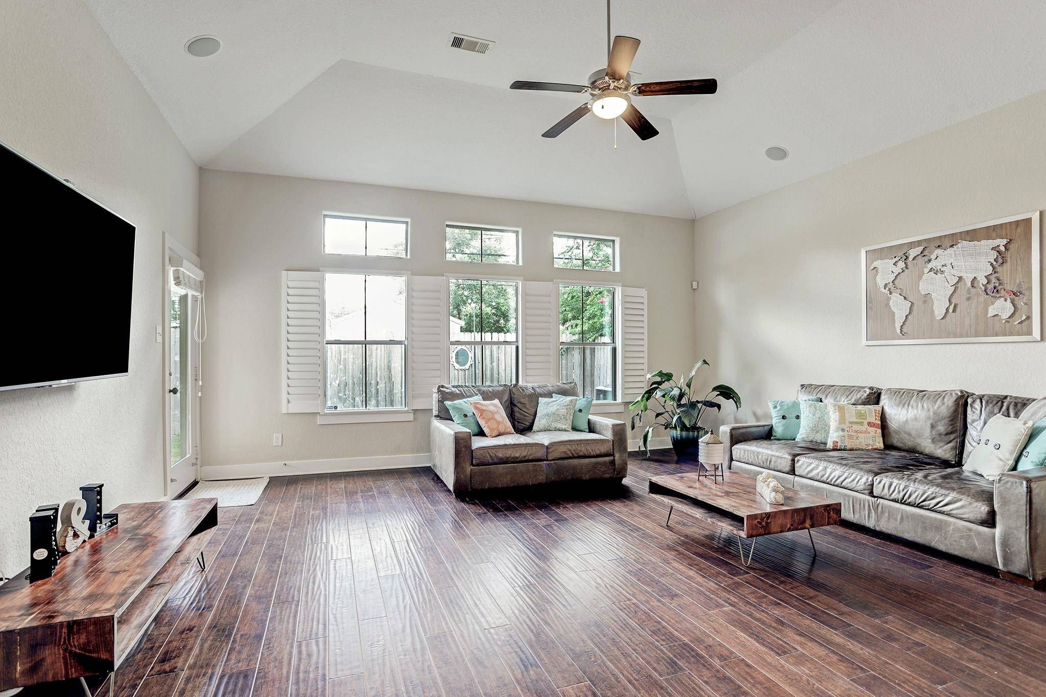 Houston, TX 77076,6089 Yale ST