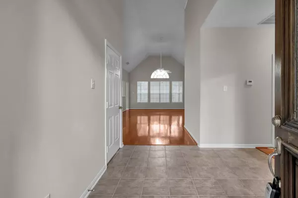 The Woodlands, TX 77382,6 Long Springs PL