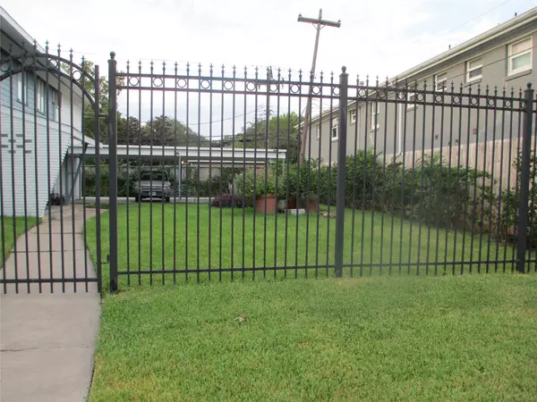 Houston, TX 77025,3607 Murworth DR #1