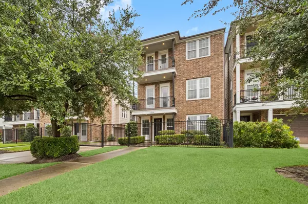 Houston, TX 77008,921 W 19th ST #B