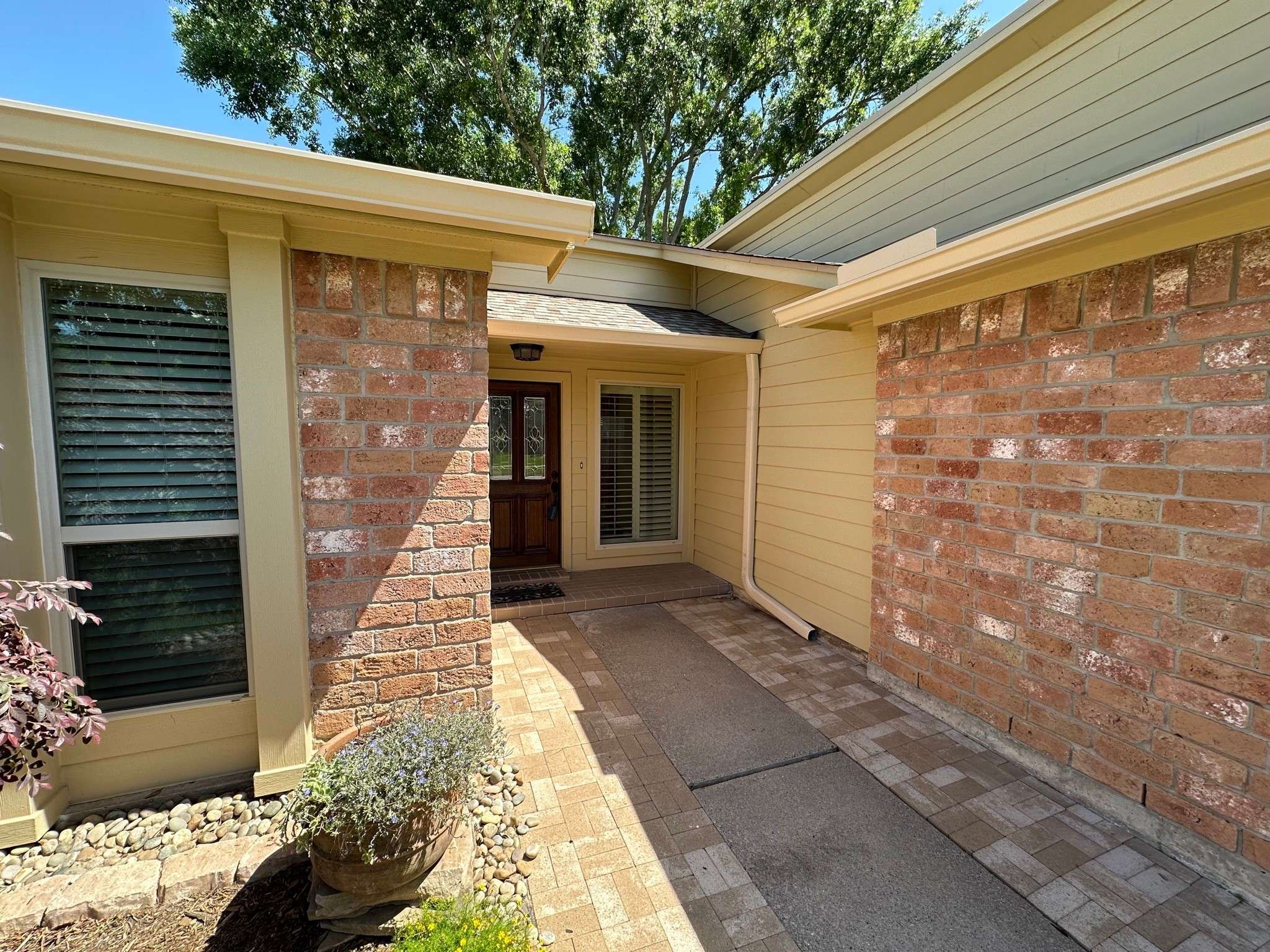 Sugar Land, TX 77479,3011 Shawnee DR