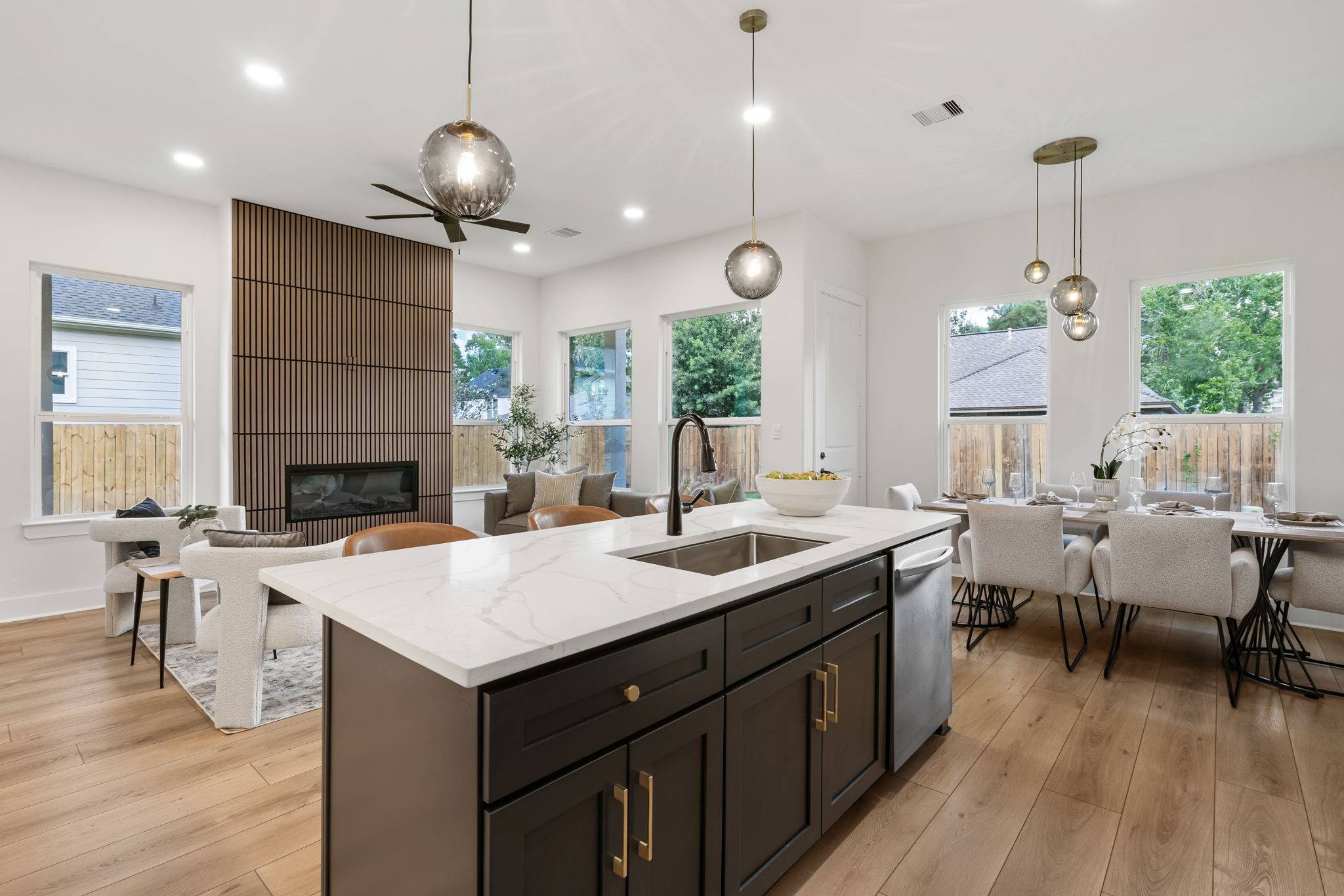 22806 August Leaf DR, Tomball, TX 77375