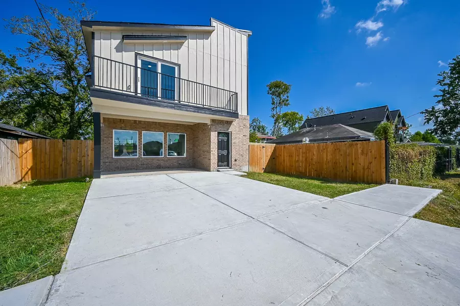 7941 Attwater ST, Houston, TX 77028