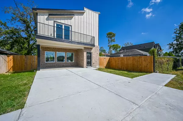 7941 Attwater ST, Houston, TX 77028