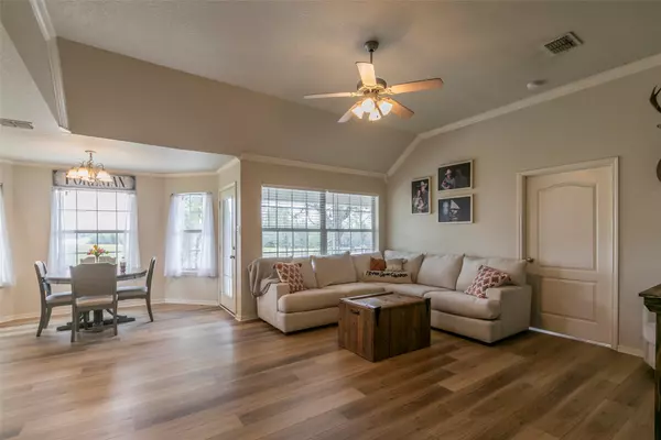 Jewett, TX 75846,307A Lcr 890
