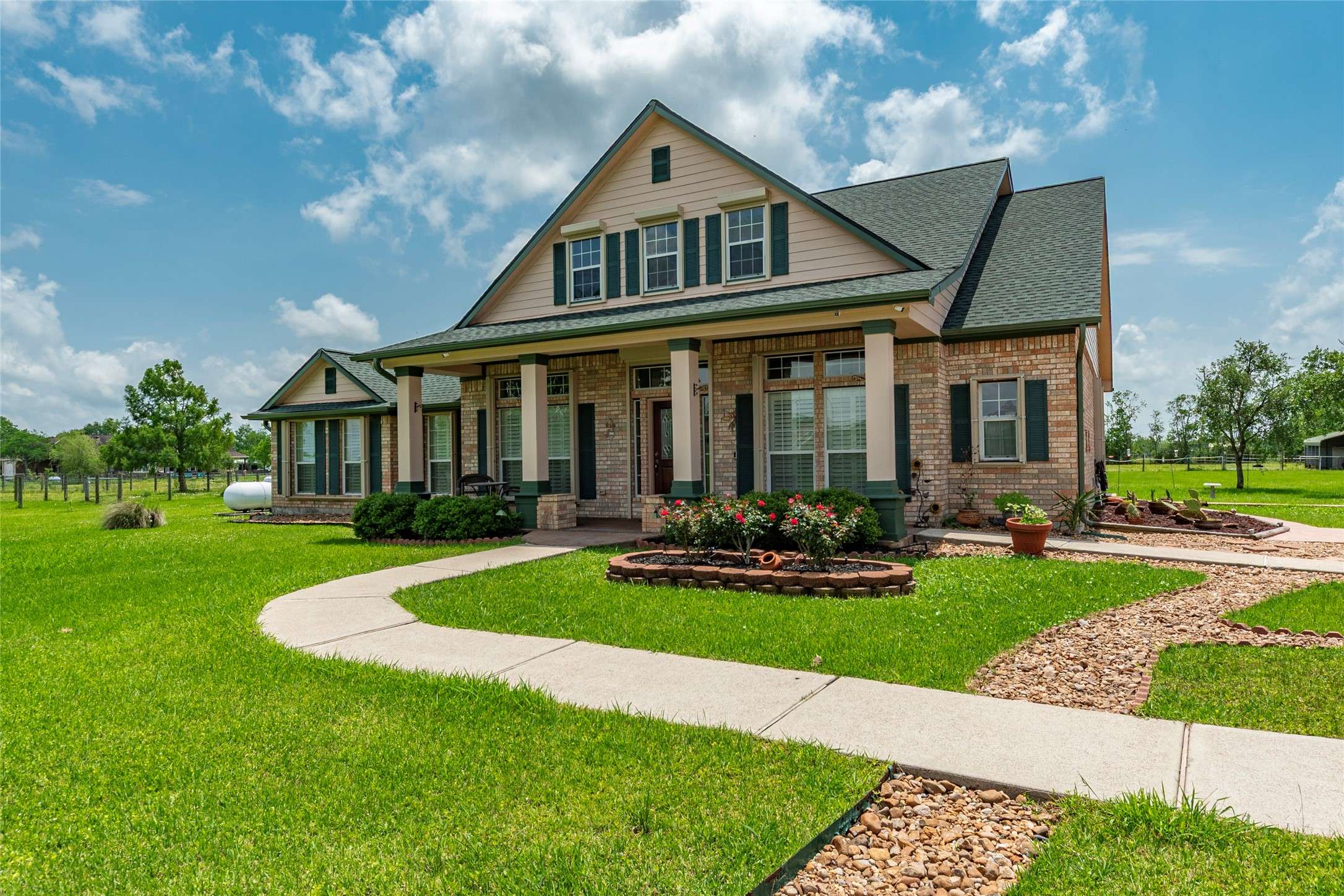 11413 7th ST, Santa Fe, TX 77510