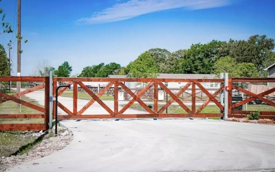 1566 County Road 610 #D, Dayton, TX 77535
