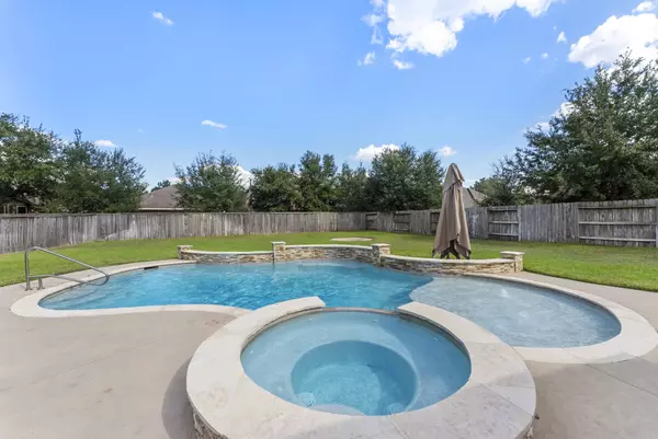 119 Wood Drake PL, Tomball, TX 77375