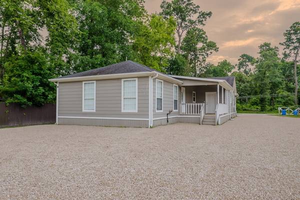 21415 Russell DR, New Caney, TX 77357