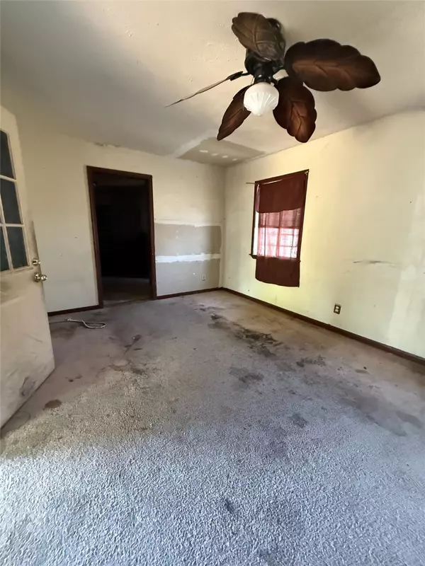 Houston, TX 77092,6221 Peg ST