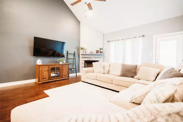 West Columbia, TX 77486,314 S Amherst DR