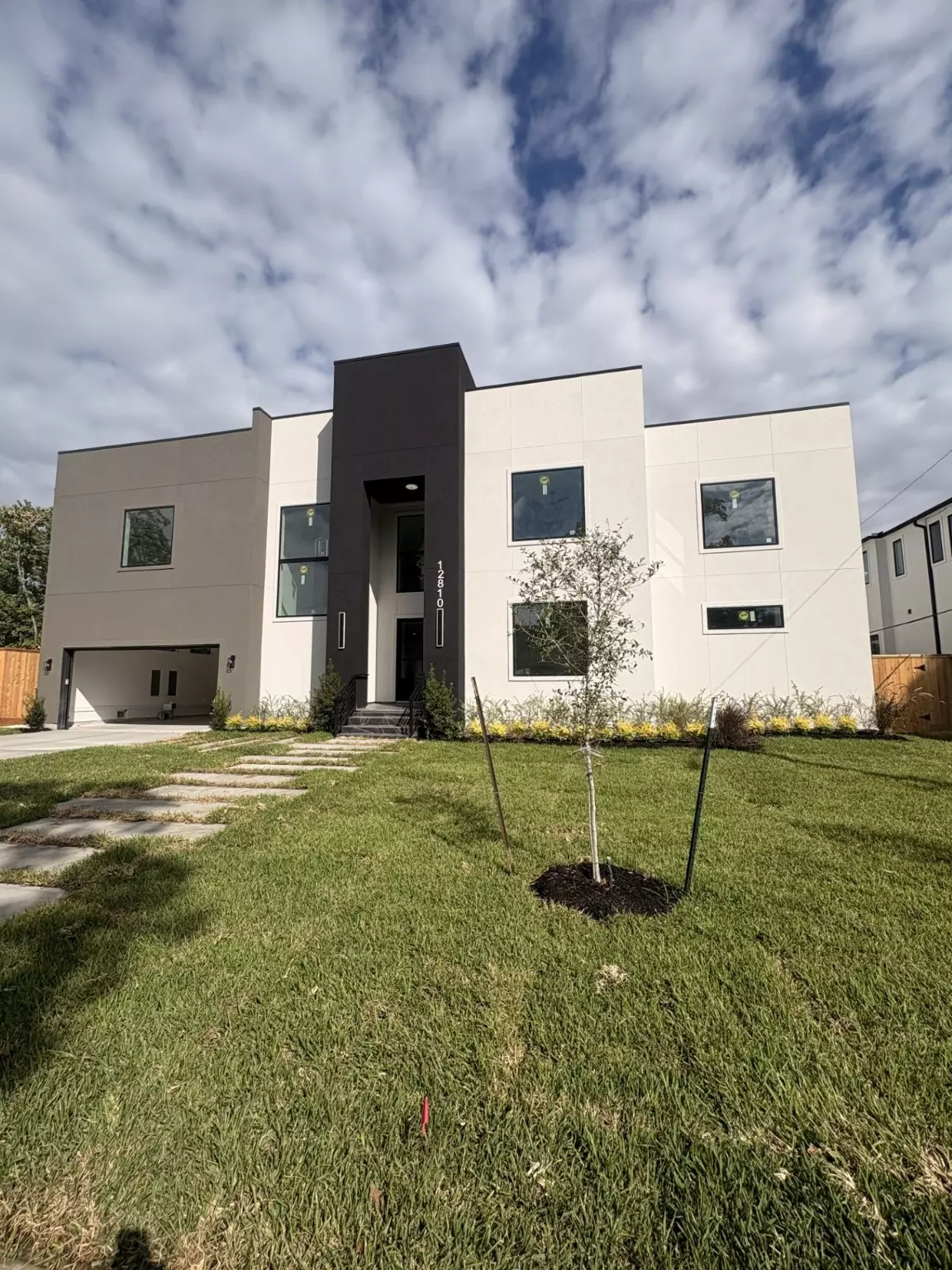 Houston, TX 77024,12810 Figaro DR