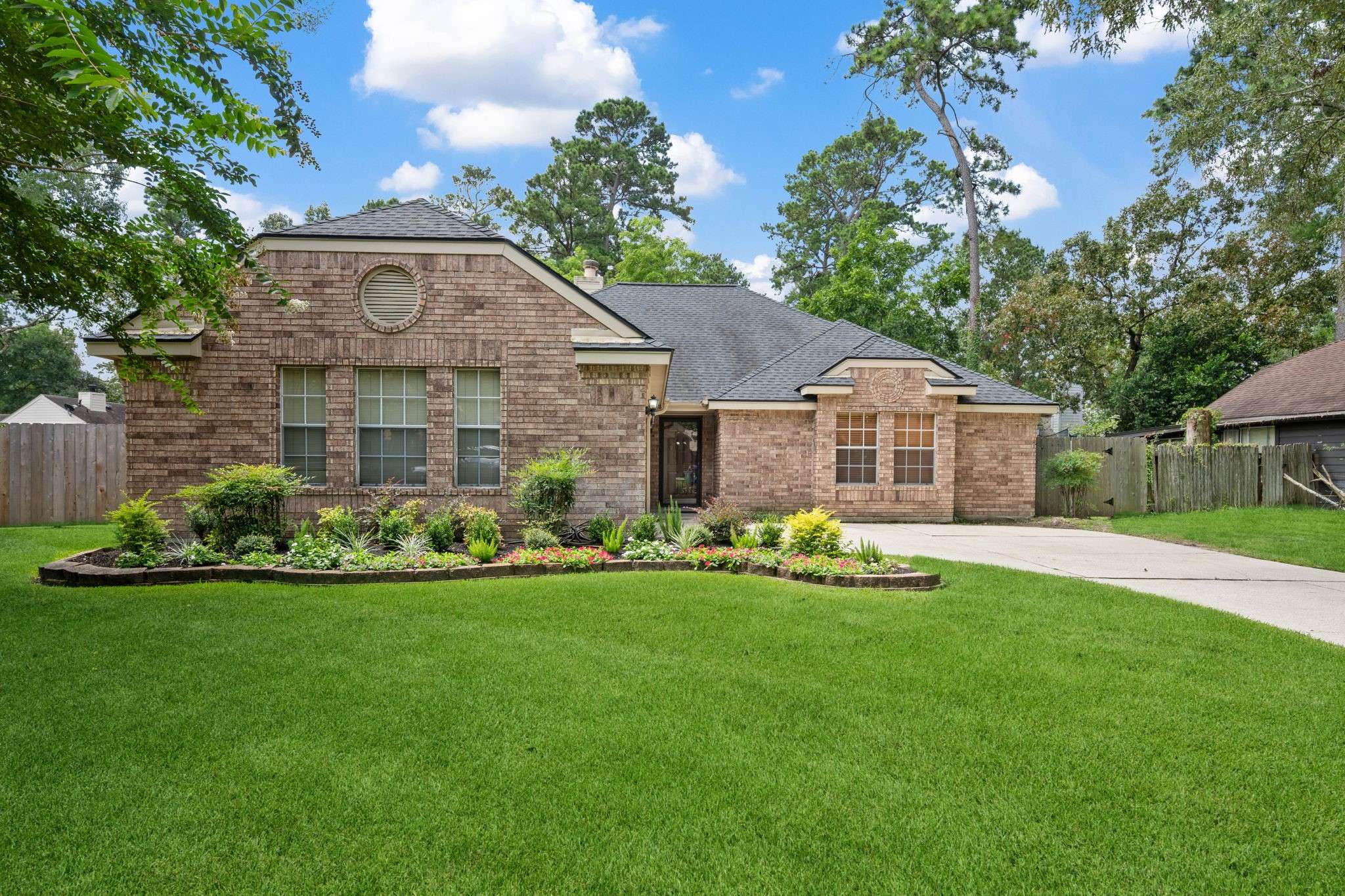 3518 Grove Oaks DR, Kingwood, TX 77339