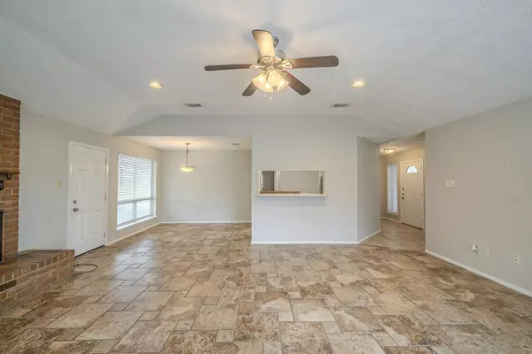 Humble, TX 77338,20330 Beigewood LN