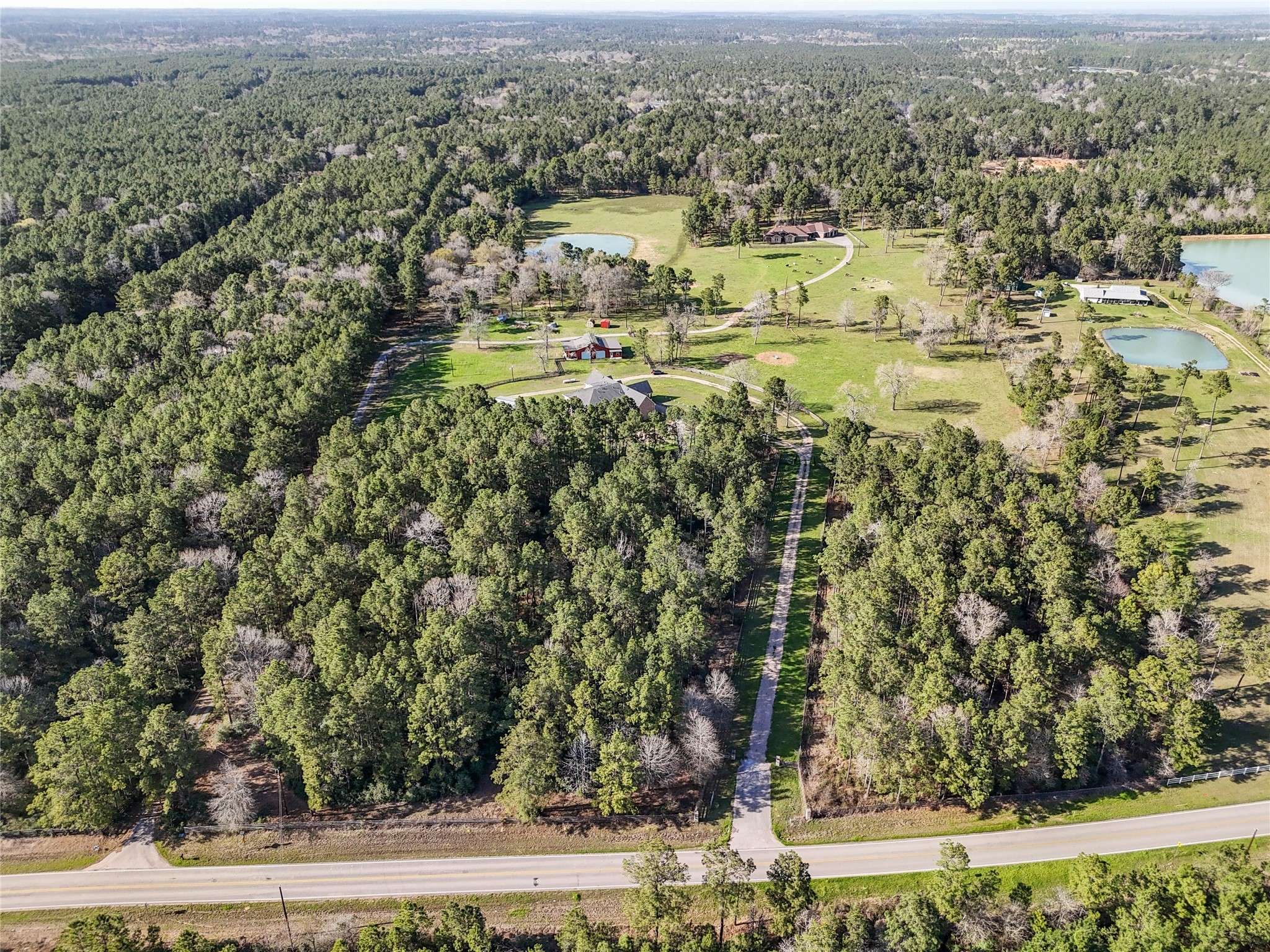 26250 Riley RD, Waller, TX 77484