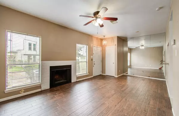 Houston, TX 77054,8299 Cambridge ST #1706