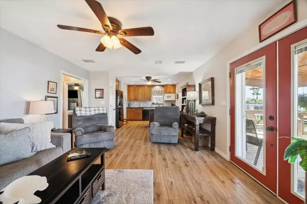 Bayou Vista, TX 77563,79 Tarpon ST