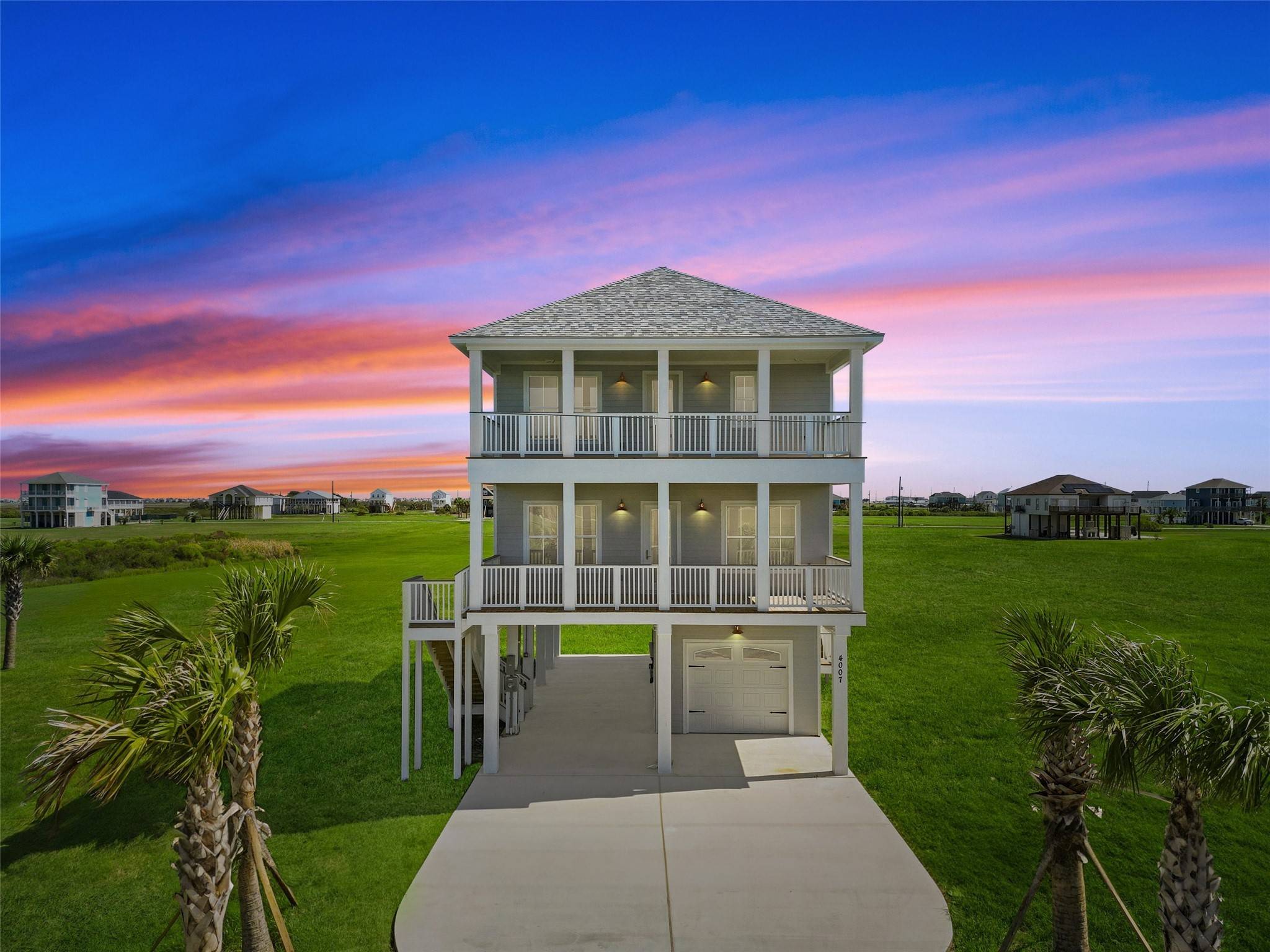 4007 Mitote DR,  Galveston,  TX 77554