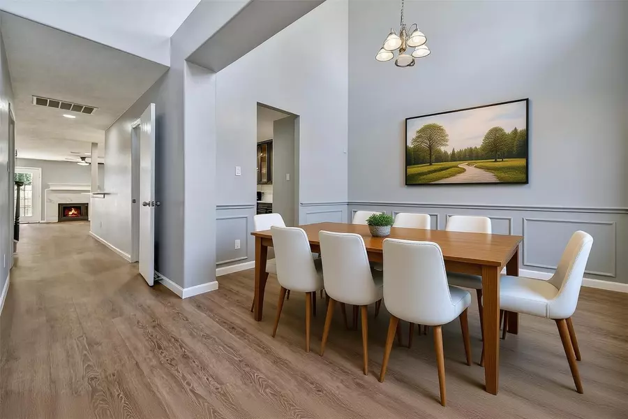 22250 Queenbury Hills DR, Houston, TX 77073