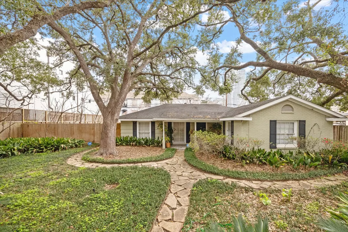 Houston, TX 77027,2739 Drexel DR