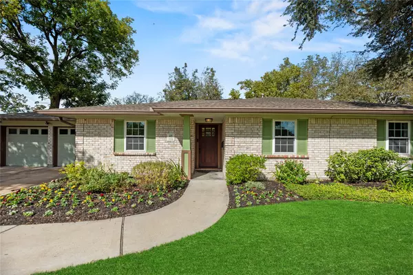 Houston, TX 77092,5522 Chantilly LN