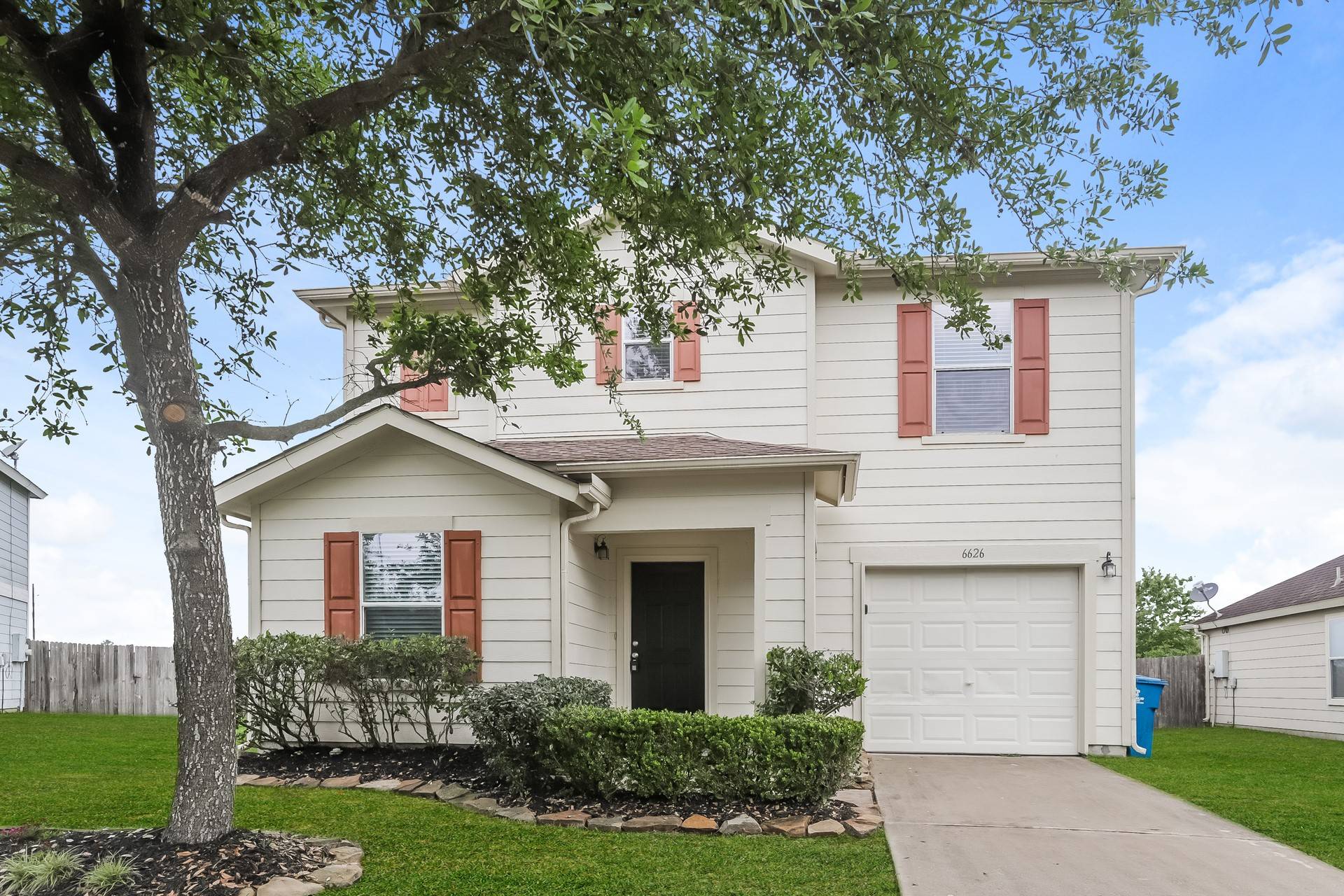 6626 Winter Mountain LN, Spring, TX 77379